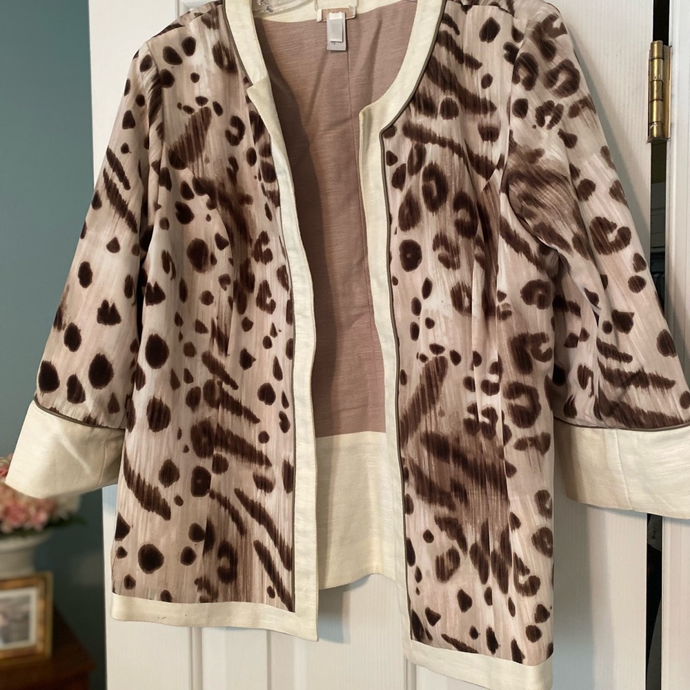 Ann Taylor Two-Sided Jacket. Beautiful print design on both sides.